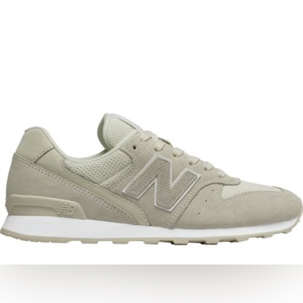 New Balance‎ 696 Gray Suede Running Shoes Sneakers WL696WPG Women’s Size 8.5